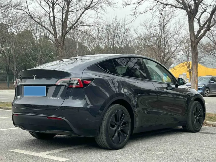 2024 Tesla Model Y BEV 78.4KWH,autocango,china used car exporter,china ev exporter,chinese used car exporter,chinese used ev exporter
