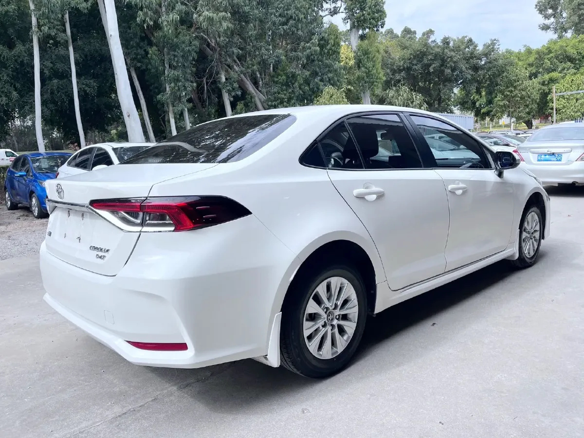 2021 Toyota Corolla 1.2T 116HP L4 CVT,autocango,china used car exporter,china ev exporter,chinese used car exporter,chinese used ev exporter