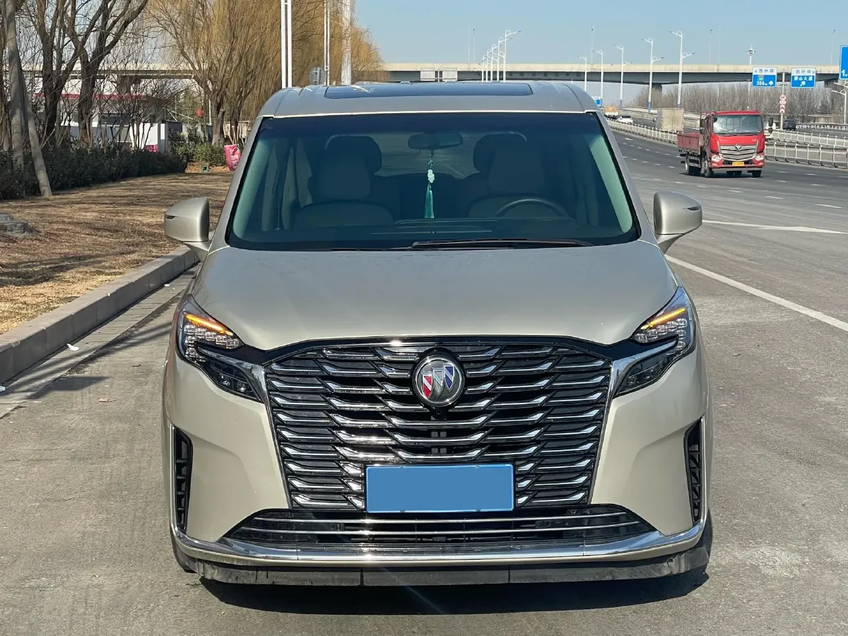 2023 Buick GL8 2.0T 237HP L4 9AT,autocango,china used car exporter,china ev exporter,chinese used car exporter,chinese used ev exporter