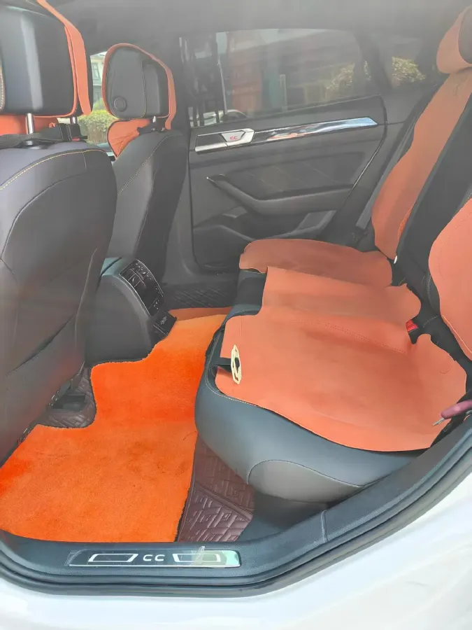 2021 Volkswagen CC 2.0T 220HP L4 7DCT,autocango,china used car exporter,china ev exporter,chinese used car exporter,chinese used ev exporter