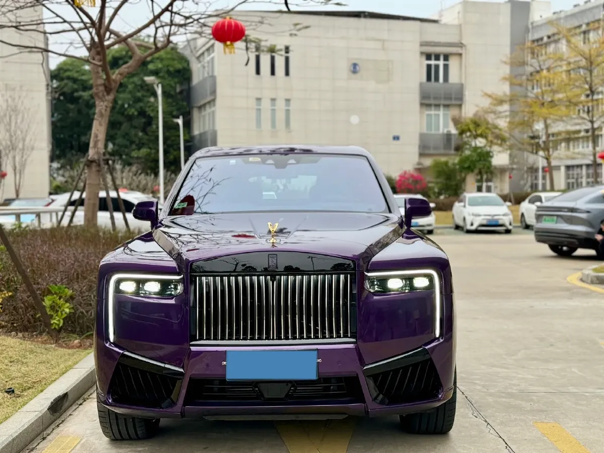 2018 Rolls-Royce Cullinan 6.7T 571HP V12 8AT,autocango,china used car exporter,china ev exporter,chinese used car exporter,chinese used ev exporter