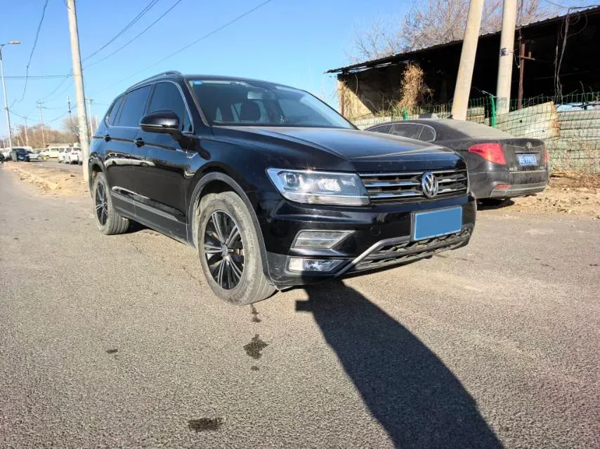 2019 Volkswagen CC 2.0T 186HP L4 7DCT,autocango,china used car exporter,china ev exporter,chinese used car exporter,chinese used ev exporter