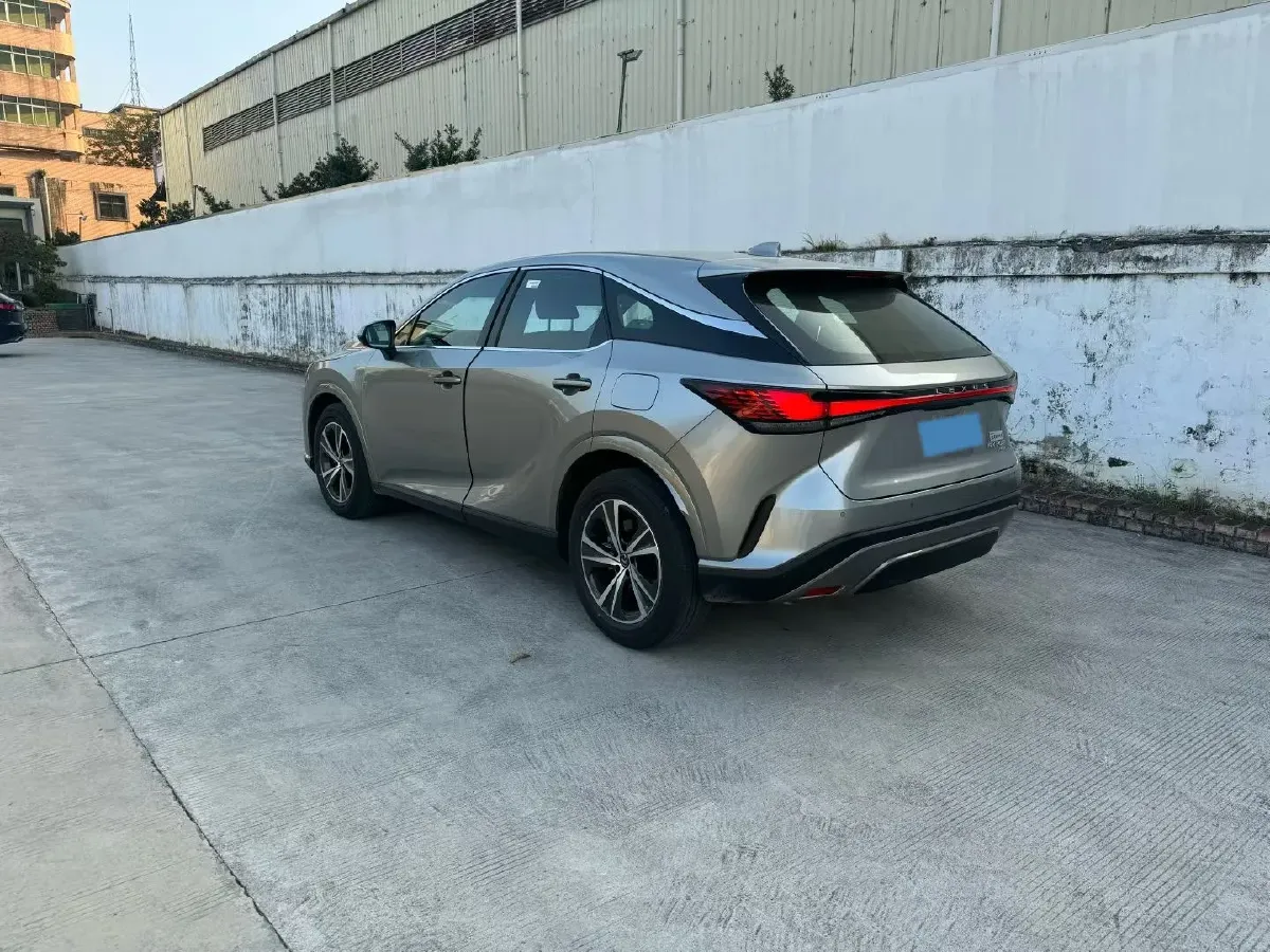 2024 Lexus ES 2.0L 173HP L4 CVT,autocango,china used car exporter,china ev exporter,chinese used car exporter,chinese used ev exporter