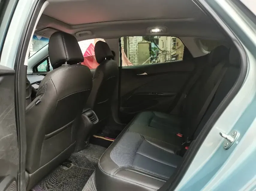 2022 Buick Velite 6 1.5L 102HP L4 E-CVT PHEV 9.5KWH,autocango,china used car exporter,china ev exporter,chinese used car exporter,chinese used ev exporter