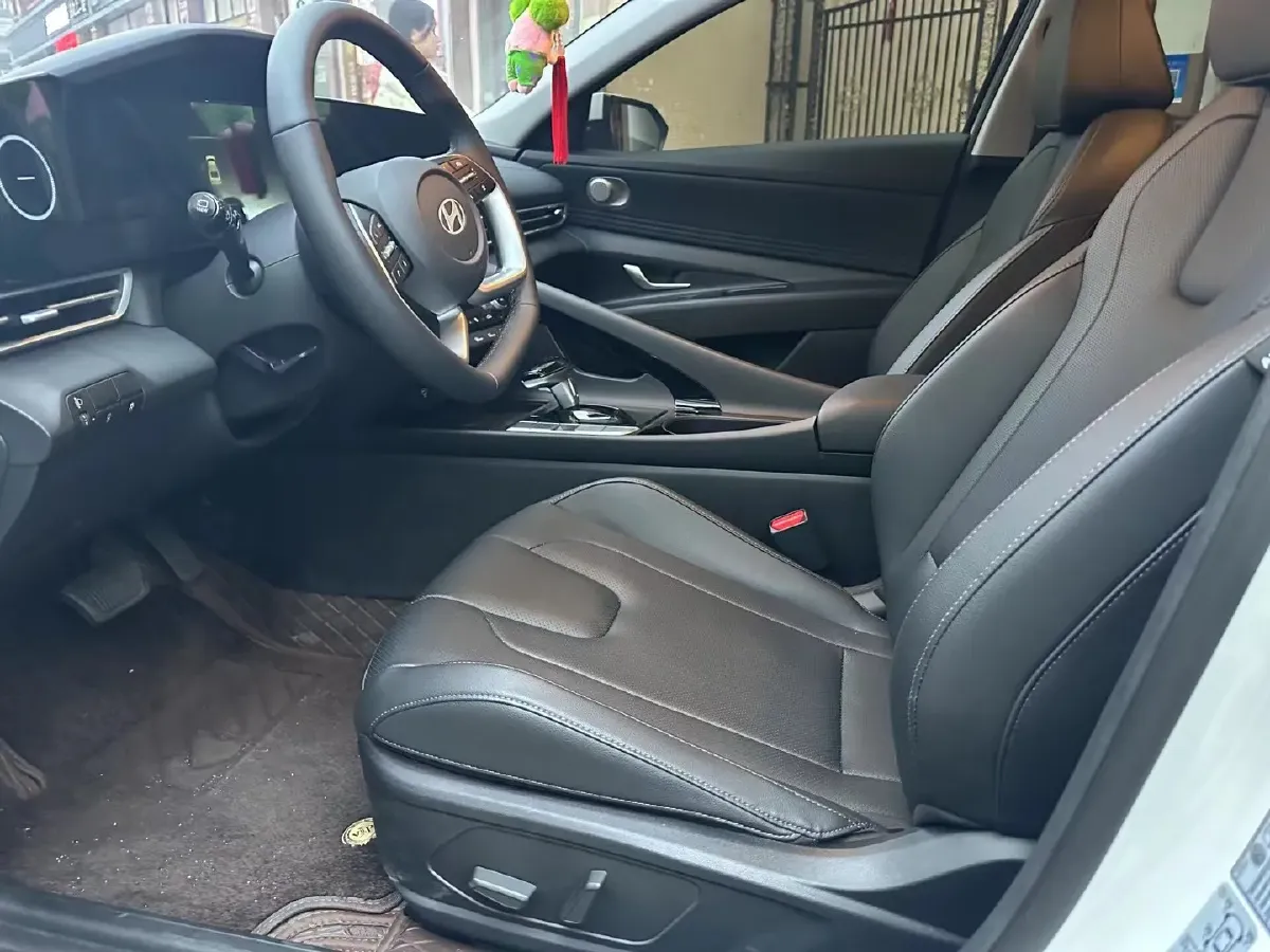 2023 Hyundai Elantra 1.5L 115HP L4 CVT,autocango,china used car exporter,china ev exporter,chinese used car exporter,chinese used ev exporter