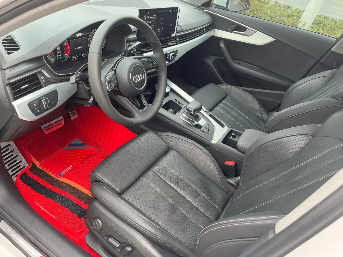 2020 Audi A4L 2.0T 190HP L4 7DCT,autocango,china used car exporter,china ev exporter,chinese used car exporter,chinese used ev exporter