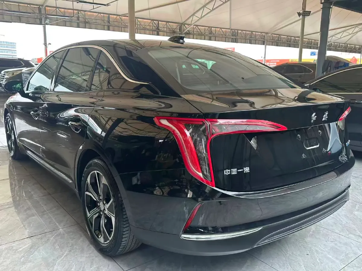 2024 HongQi E-QM5 BEV 60KWH,autocango,china used car exporter,china ev exporter,chinese used car exporter,chinese used ev exporter