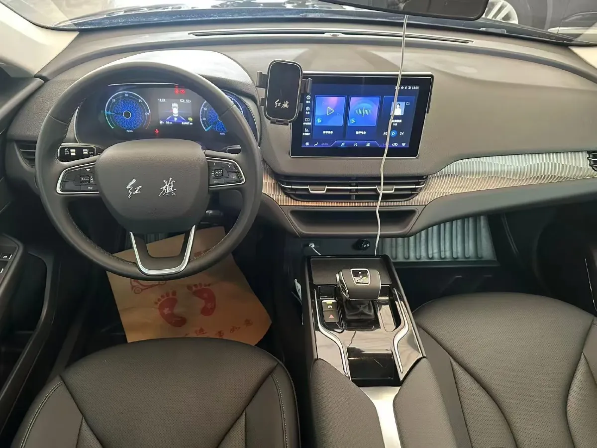 2024 HongQi E-QM5 BEV 60KWH,autocango,china used car exporter,china ev exporter,chinese used car exporter,chinese used ev exporter