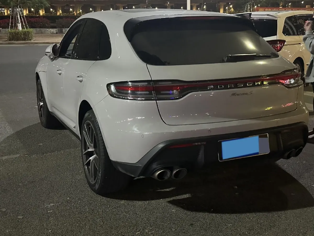 2022 Porsche Macan 2.9T 380HP V6 7DCT,autocango,china used car exporter,china ev exporter,chinese used car exporter,chinese used ev exporter