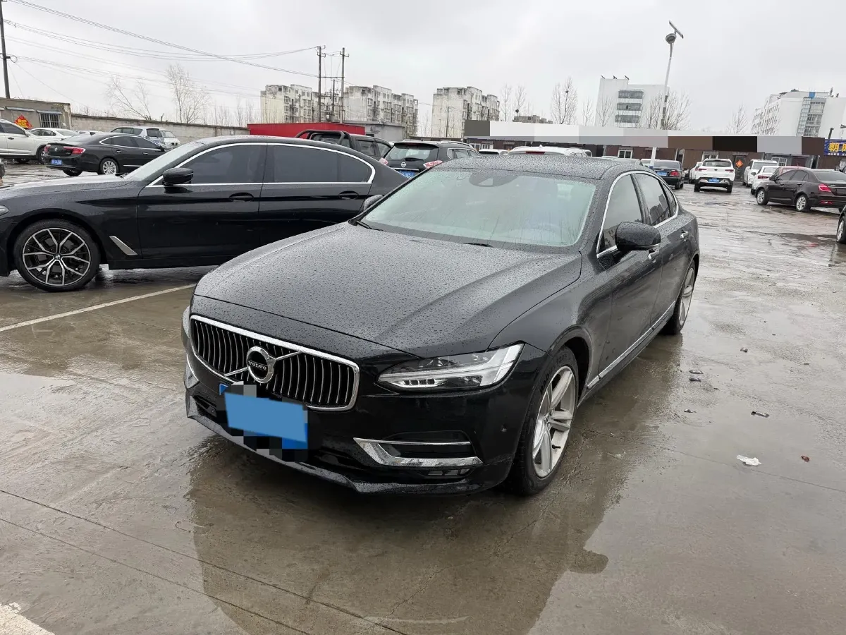 2019 Mercedes-Benz E Class 1.5T 184HP L4 9AT,autocango,china used car exporter,china ev exporter,chinese used car exporter,chinese used ev exporter
