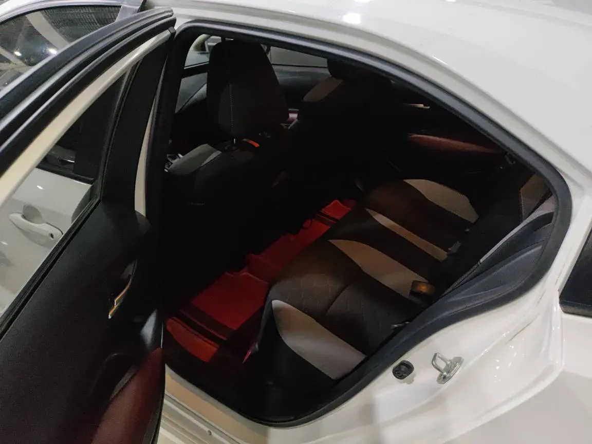 2021 Toyota Corolla 1.2T 116HP L4 CVT,autocango,china used car exporter,china ev exporter,chinese used car exporter,chinese used ev exporter