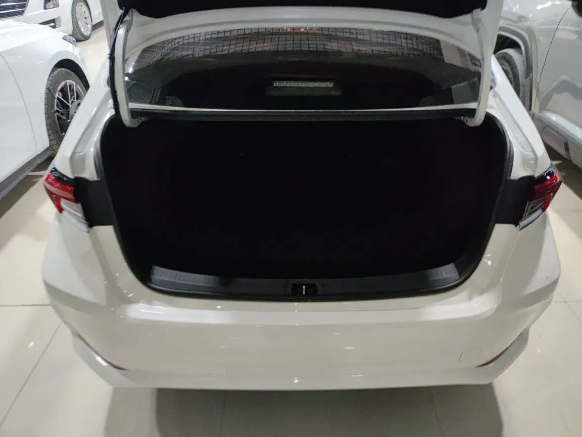 2021 Toyota Corolla 1.2T 116HP L4 CVT,autocango,china used car exporter,china ev exporter,chinese used car exporter,chinese used ev exporter