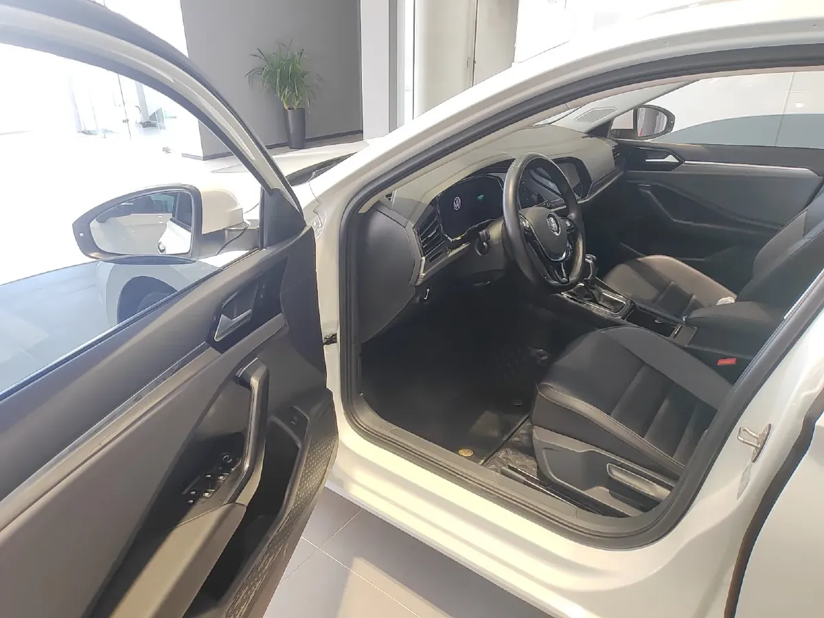 2021 Volkswagen Sagitar 1.4T 150HP L4 7DCT,autocango,china used car exporter,china ev exporter,chinese used car exporter,chinese used ev exporter