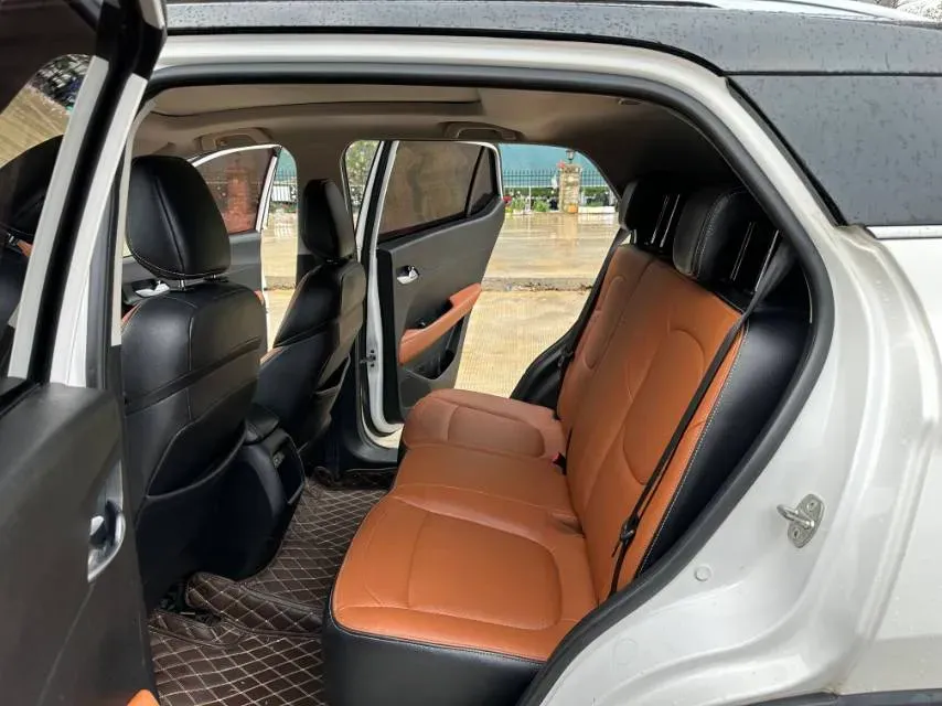 2017 HaiMa S5 Young Edition 1.6L 122HP L4 5MT,autocango,china used car exporter,china ev exporter,chinese used car exporter,chinese used ev exporter