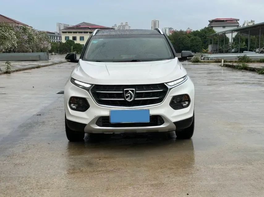 2017 HaiMa S5 Young Edition 1.6L 122HP L4 5MT,autocango,china used car exporter,china ev exporter,chinese used car exporter,chinese used ev exporter