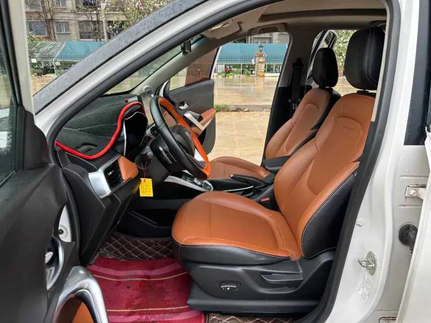 2017 HaiMa S5 Young Edition 1.6L 122HP L4 5MT,autocango,china used car exporter,china ev exporter,chinese used car exporter,chinese used ev exporter