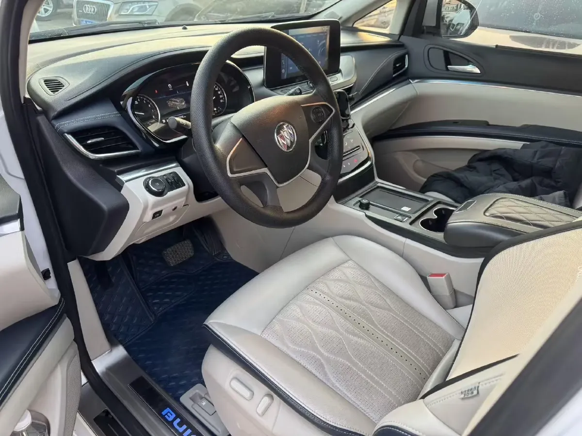 2021 Buick GL8 2.0T 237HP L4 9AT,autocango,china used car exporter,china ev exporter,chinese used car exporter,chinese used ev exporter