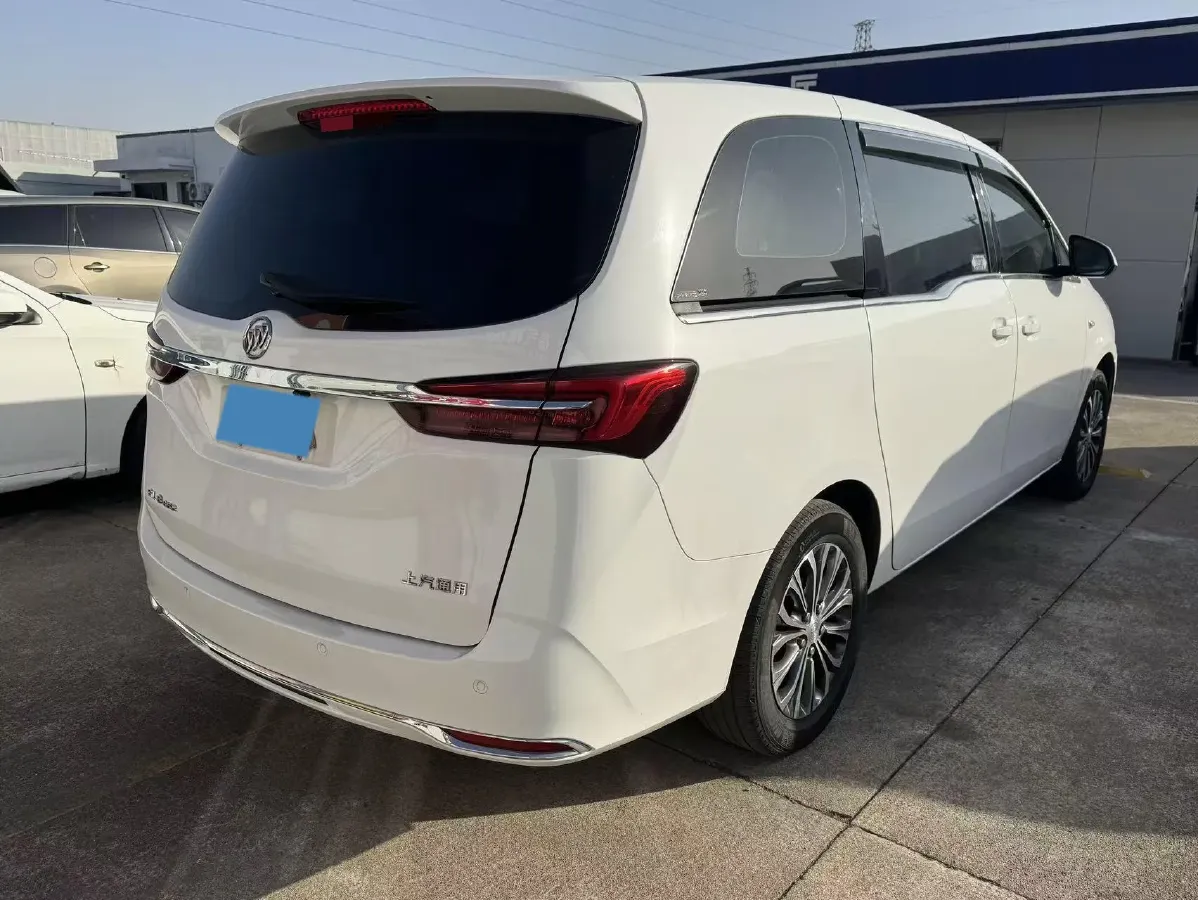 2021 Buick GL8 2.0T 237HP L4 9AT,autocango,china used car exporter,china ev exporter,chinese used car exporter,chinese used ev exporter
