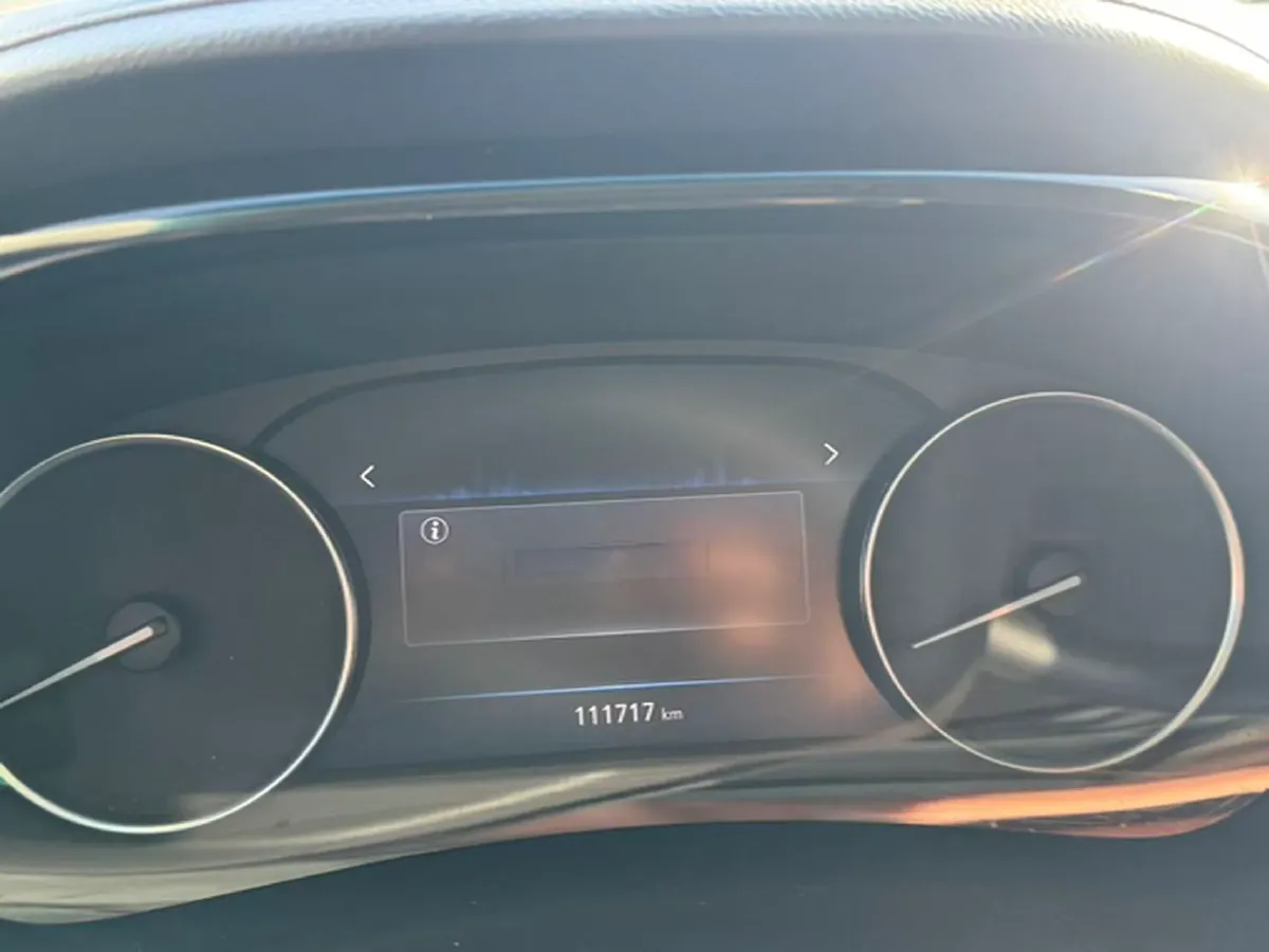 2021 Buick GL8 2.0T 237HP L4 9AT,autocango,china used car exporter,china ev exporter,chinese used car exporter,chinese used ev exporter