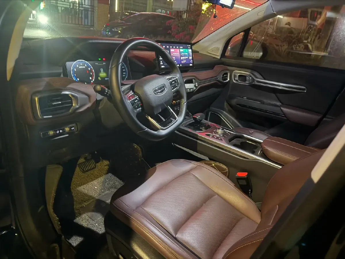 2020 Geely Okavango 1.8T 184HP L4 7DCT,autocango,china used car exporter,china ev exporter,chinese used car exporter,chinese used ev exporter