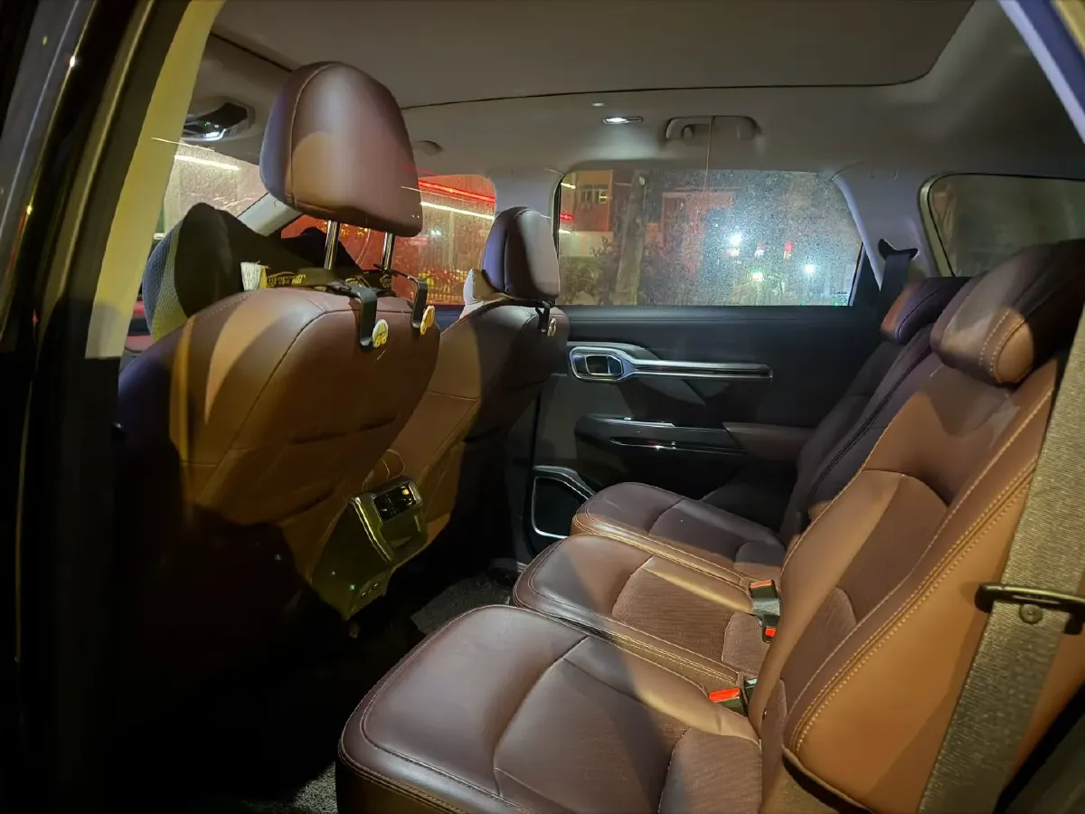 2020 Geely Okavango 1.8T 184HP L4 7DCT,autocango,china used car exporter,china ev exporter,chinese used car exporter,chinese used ev exporter