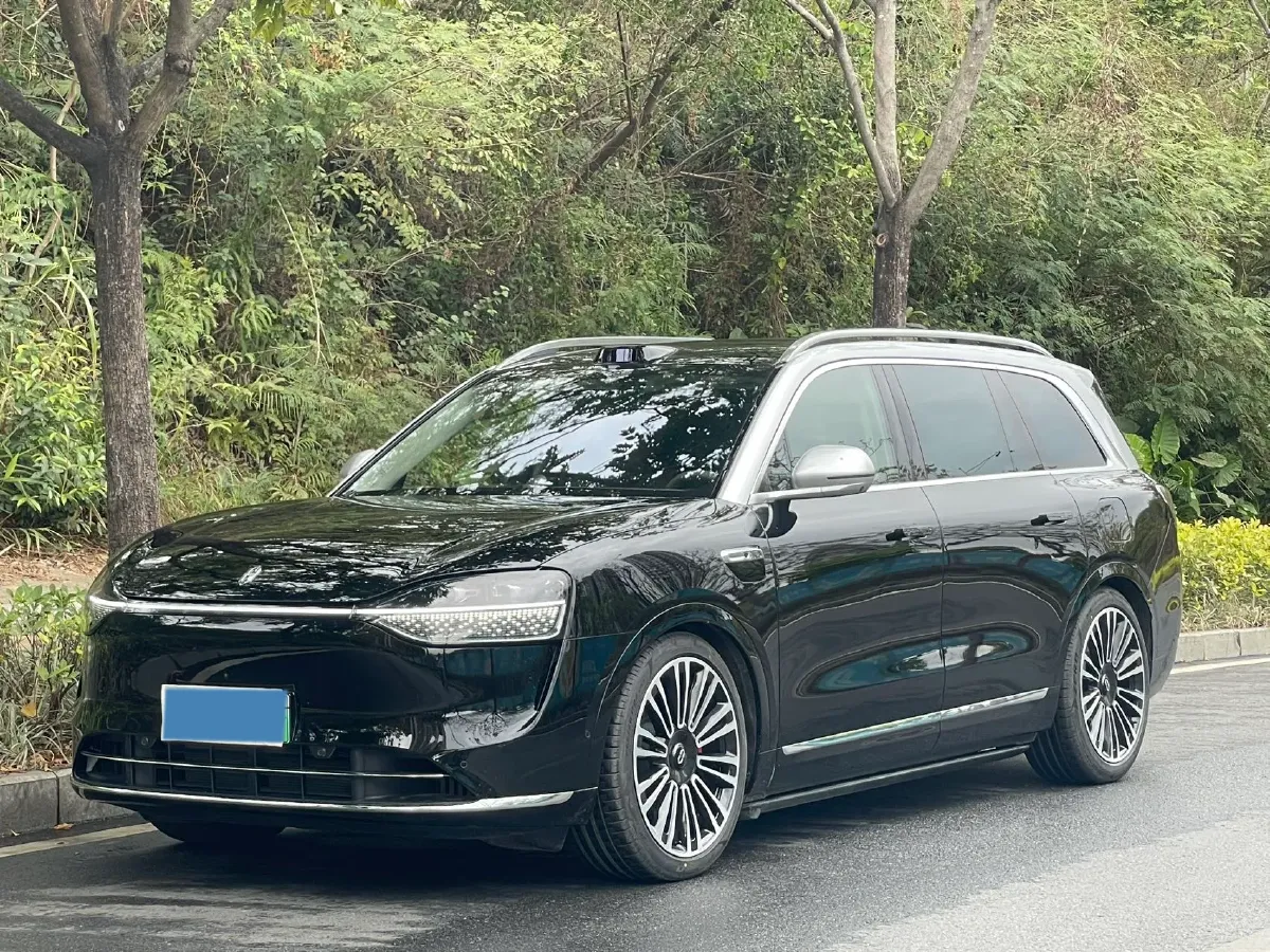 2025 AITO AITO M9 REEV 160HP REEV 52KWH,autocango,china used car exporter,china ev exporter,chinese used car exporter,chinese used ev exporter