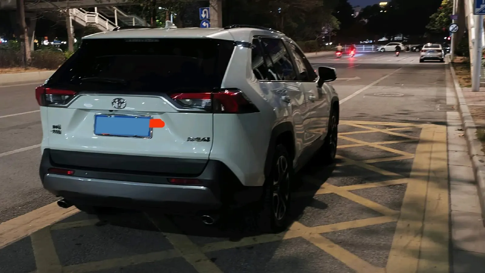 2020 Toyota RAV4 2.0L 171HP L4 CVT,autocango,china used car exporter,china ev exporter,chinese used car exporter,chinese used ev exporter