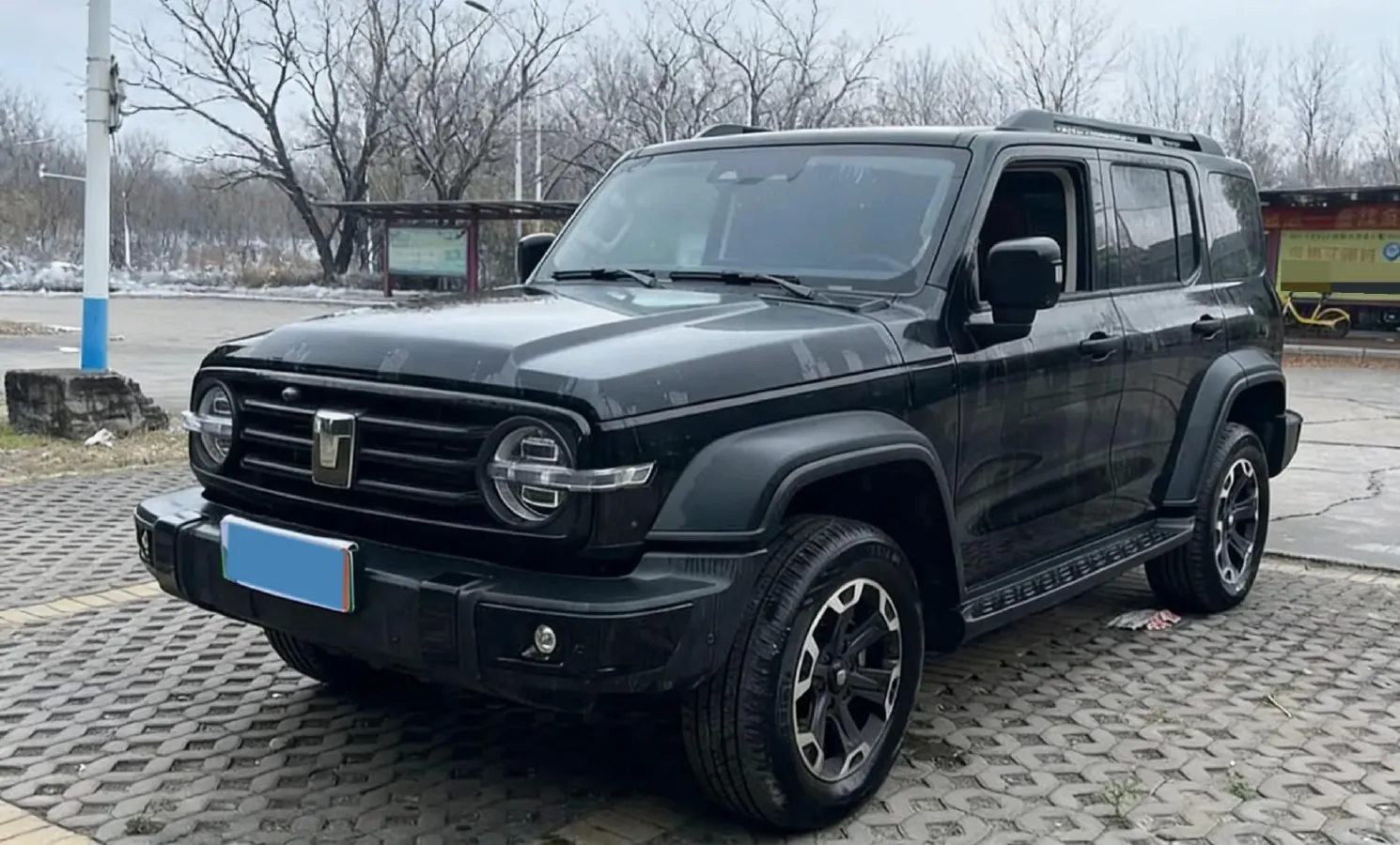 2025 Tank 300 2.0T 252HP L4 9AT PHEV,autocango,china used car exporter,china ev exporter,chinese used car exporter,chinese used ev exporter
