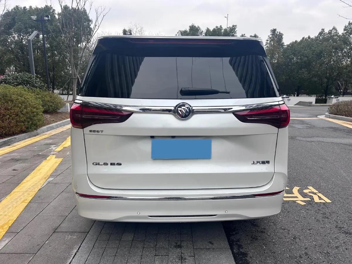 2021 Buick GL8 2.0T 237HP L4 9AT,autocango,china used car exporter,china ev exporter,chinese used car exporter,chinese used ev exporter