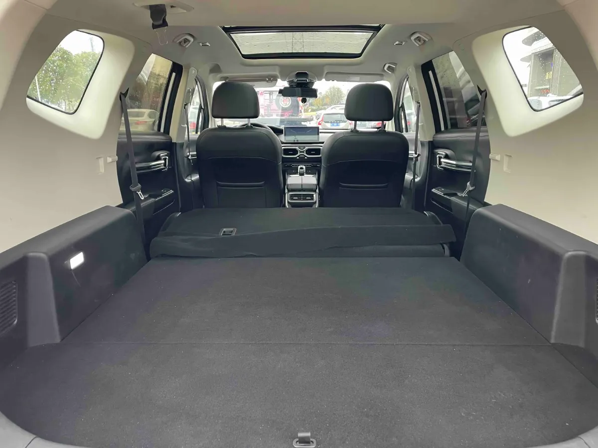 2020 Geely Okavango 1.8T 184HP L4 7DCT,autocango,china used car exporter,china ev exporter,chinese used car exporter,chinese used ev exporter