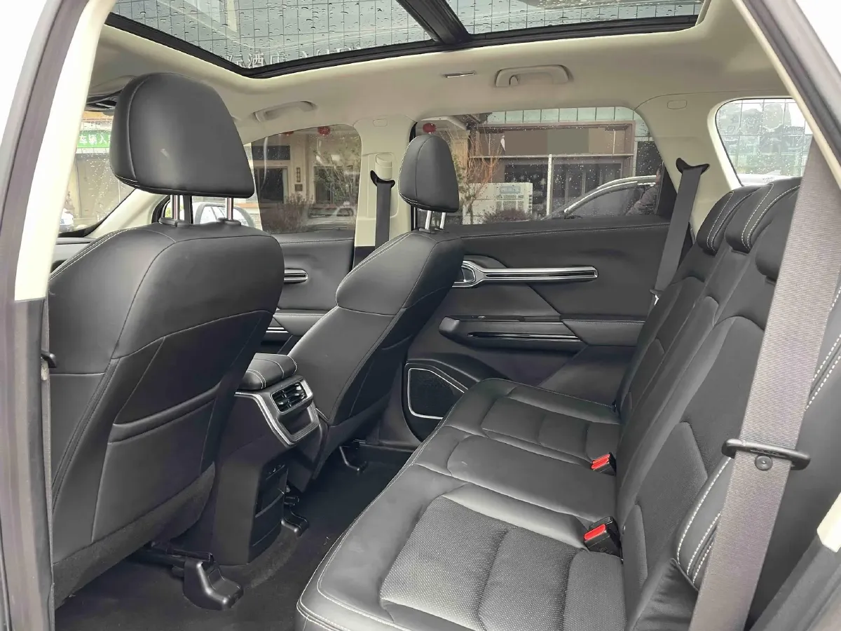 2020 Geely Okavango 1.8T 184HP L4 7DCT,autocango,china used car exporter,china ev exporter,chinese used car exporter,chinese used ev exporter