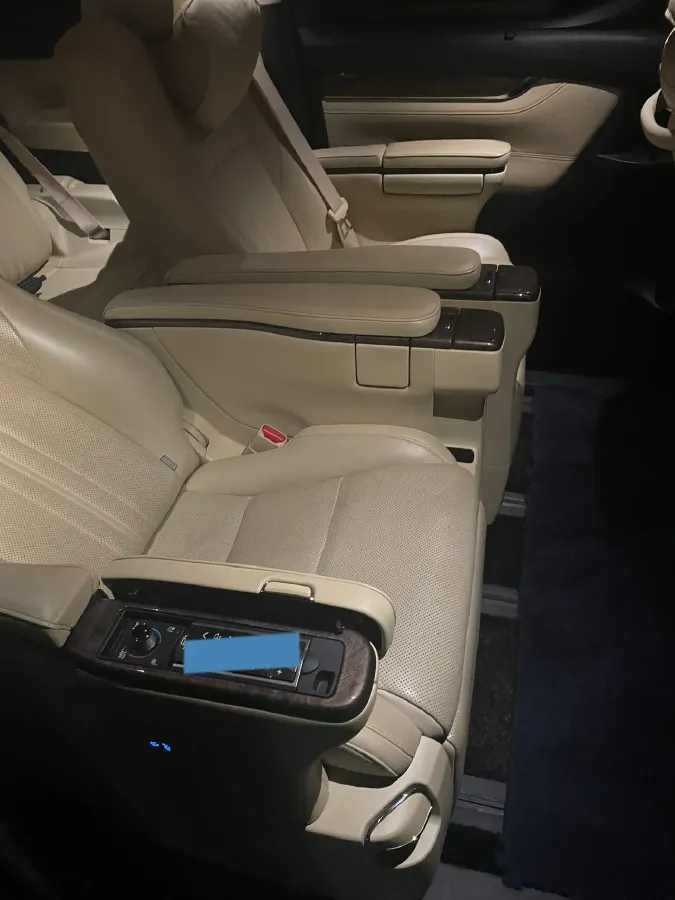 2023 Toyota Vellfire 2.5L 117HP L4 E-CVT Hybrid,autocango,china used car exporter,china ev exporter,chinese used car exporter,chinese used ev exporter