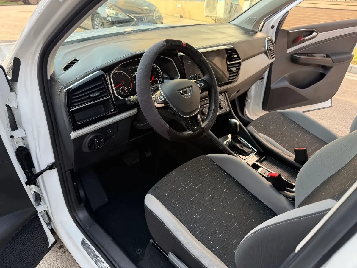 2023 Jetta VS7 1.4T 150HP L4 6AT,autocango,china used car exporter,china ev exporter,chinese used car exporter,chinese used ev exporter