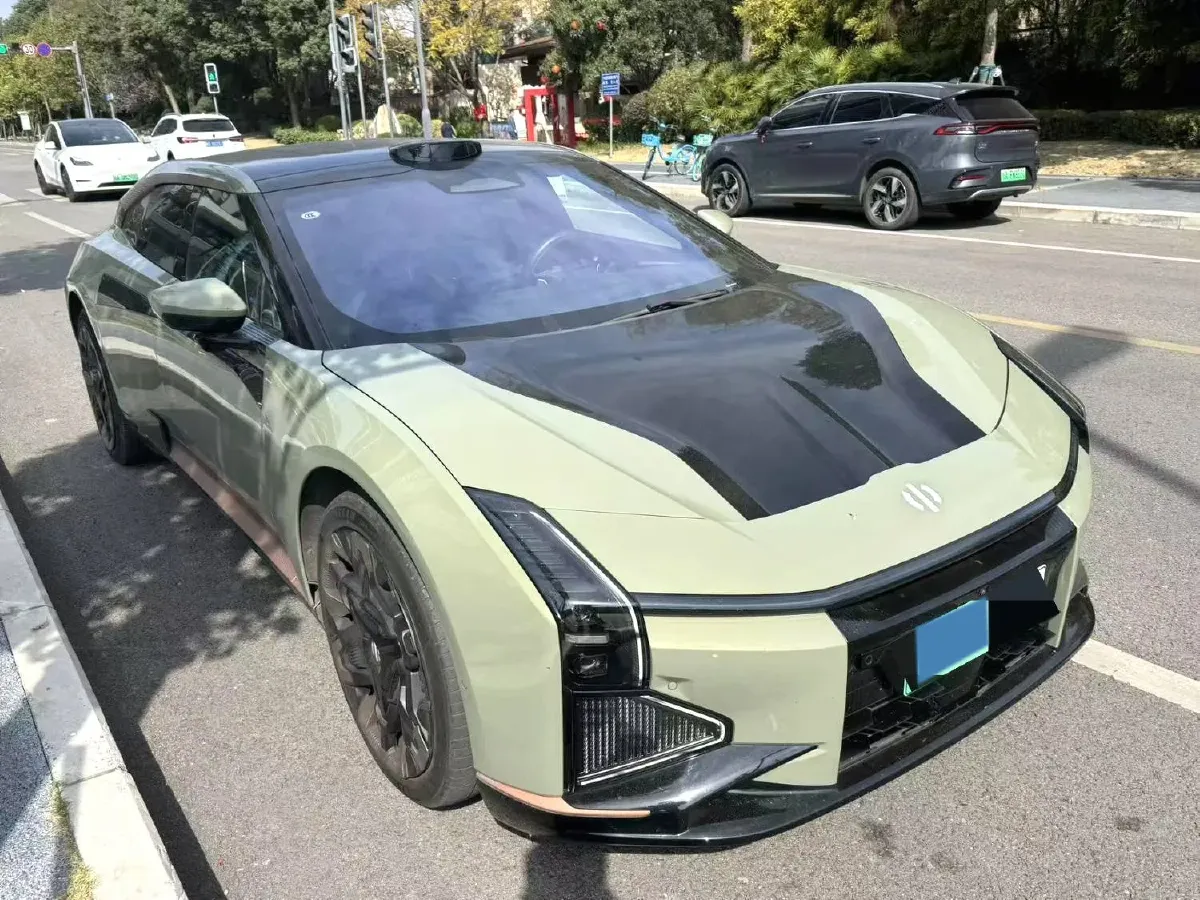 2023 HiPhi Z BEV 120KWH,autocango,china used car exporter,china ev exporter,chinese used car exporter,chinese used ev exporter