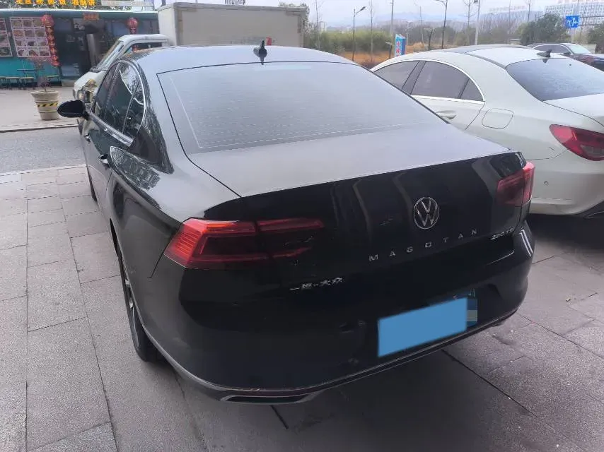 2020 Volkswagen Magotan 1.4T 150HP L4 7DCT,autocango,china used car exporter,china ev exporter,chinese used car exporter,chinese used ev exporter