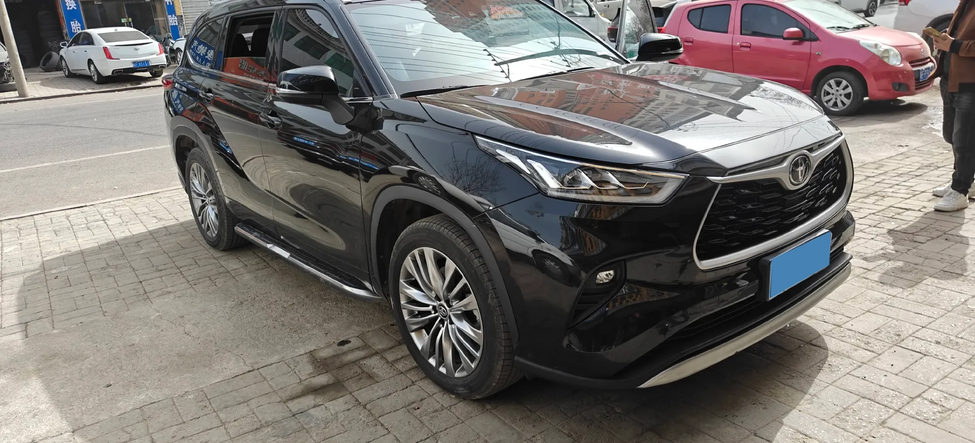 2022 Toyota Highlander 2.0T 248HP L4 8AT,autocango,china used car exporter,china ev exporter,chinese used car exporter,chinese used ev exporter