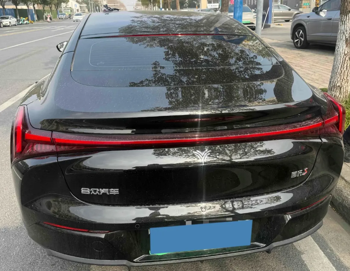 2024 Neta S 1.5L 116HP L4 REEV 43.9KWH,autocango,china used car exporter,china ev exporter,chinese used car exporter,chinese used ev exporter