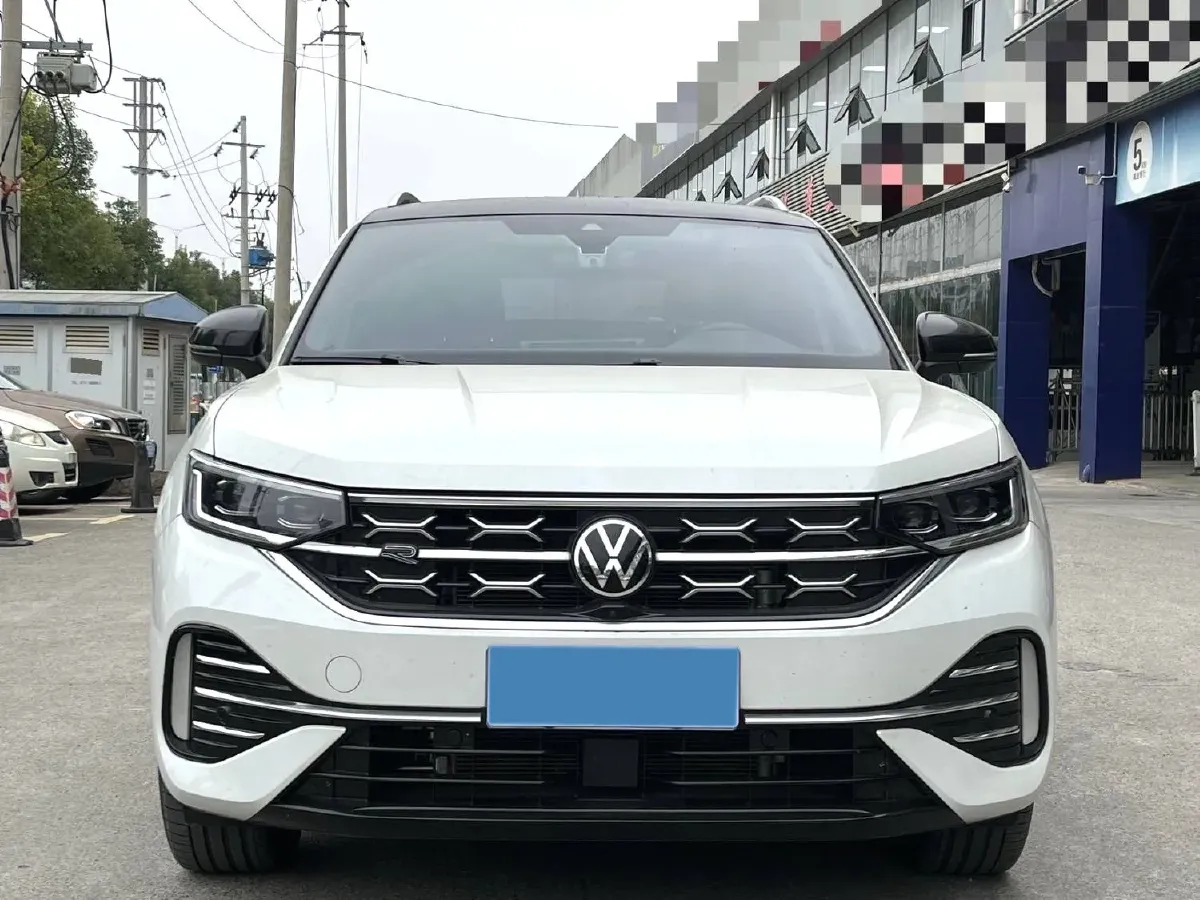2024 Volkswagen Tayron 2.0T 220HP L4 7DCT,autocango,china used car exporter,china ev exporter,chinese used car exporter,chinese used ev exporter