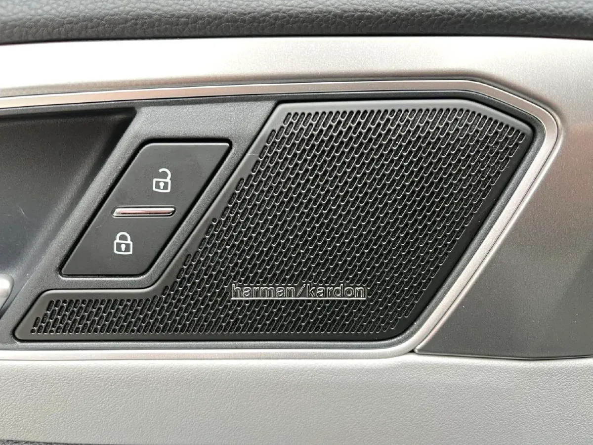 2024 Volkswagen Tayron 2.0T 220HP L4 7DCT,autocango,china used car exporter,china ev exporter,chinese used car exporter,chinese used ev exporter