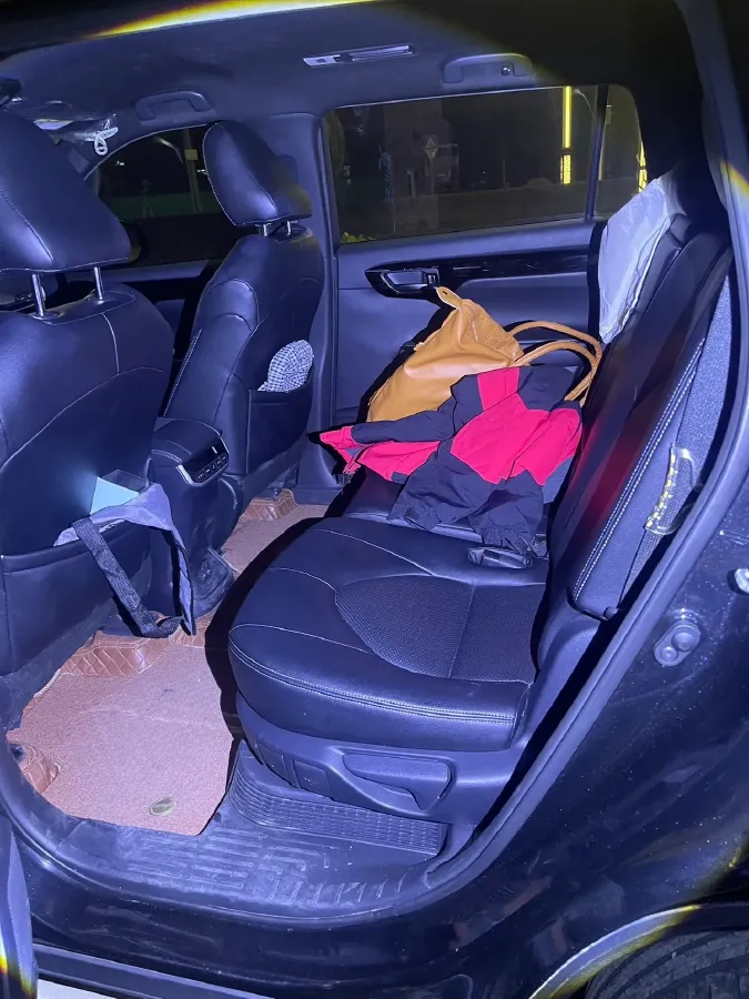 2023 Toyota Crown Kluger 2.5L 189HP L4 E-CVT Hybrid,autocango,china used car exporter,china ev exporter,chinese used car exporter,chinese used ev exporter