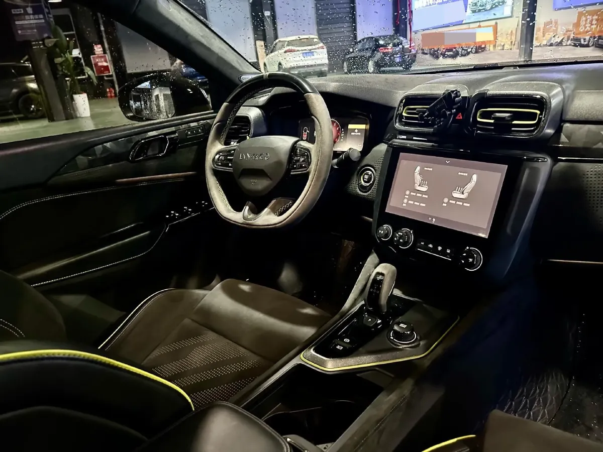 2020 LYNK&CO 03 2.0T 254HP L4 8AT,autocango,china used car exporter,china ev exporter,chinese used car exporter,chinese used ev exporter