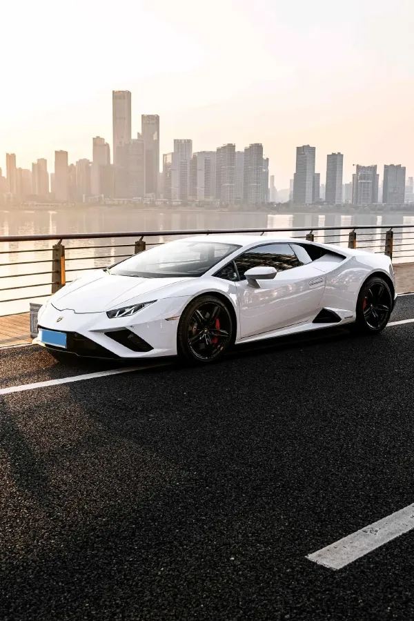 2020 Lamborghini Huracán 5.2L 611HP V10 7DCT,autocango,china used car exporter,china ev exporter,chinese used car exporter,chinese used ev exporter