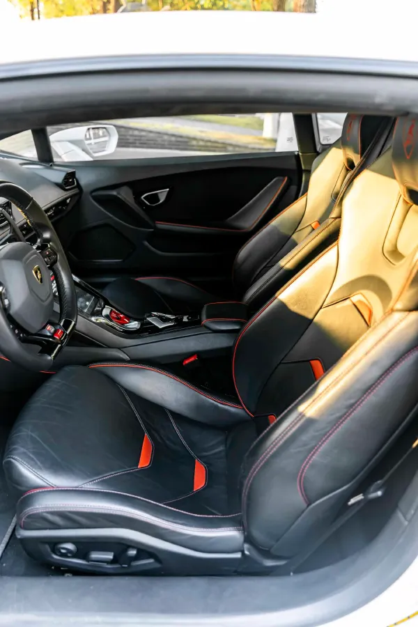 2020 Lamborghini Huracán 5.2L 611HP V10 7DCT,autocango,china used car exporter,china ev exporter,chinese used car exporter,chinese used ev exporter