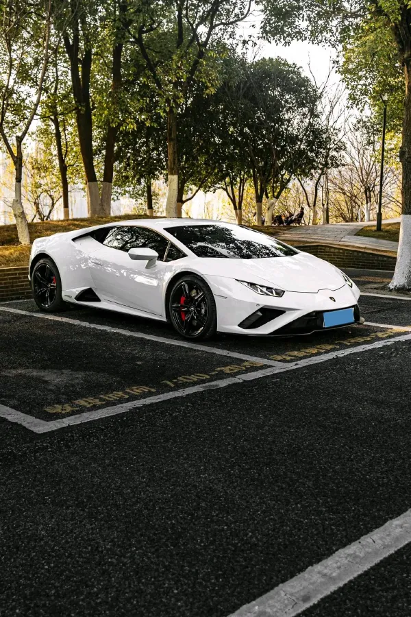 2020 Lamborghini Huracán 5.2L 611HP V10 7DCT,autocango,china used car exporter,china ev exporter,chinese used car exporter,chinese used ev exporter