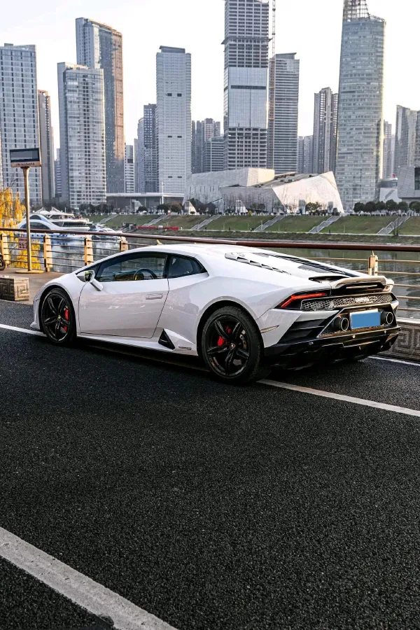 2020 Lamborghini Huracán 5.2L 611HP V10 7DCT,autocango,china used car exporter,china ev exporter,chinese used car exporter,chinese used ev exporter