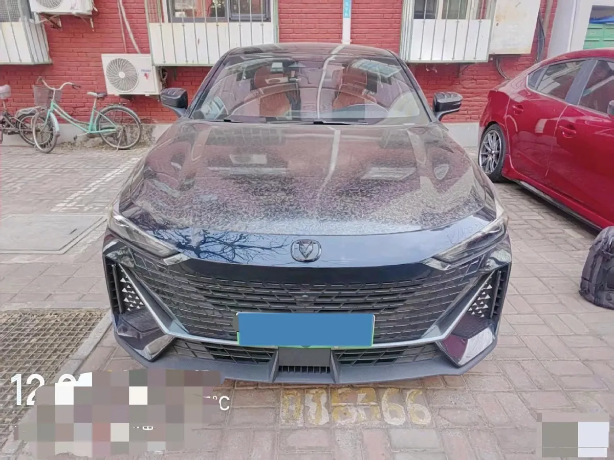 2023 ChangAn UNI-V iDD 1.5T 170HP L4 6TCT PHEV 18.4KWH,autocango,china used car exporter,china ev exporter,chinese used car exporter,chinese used ev exporter