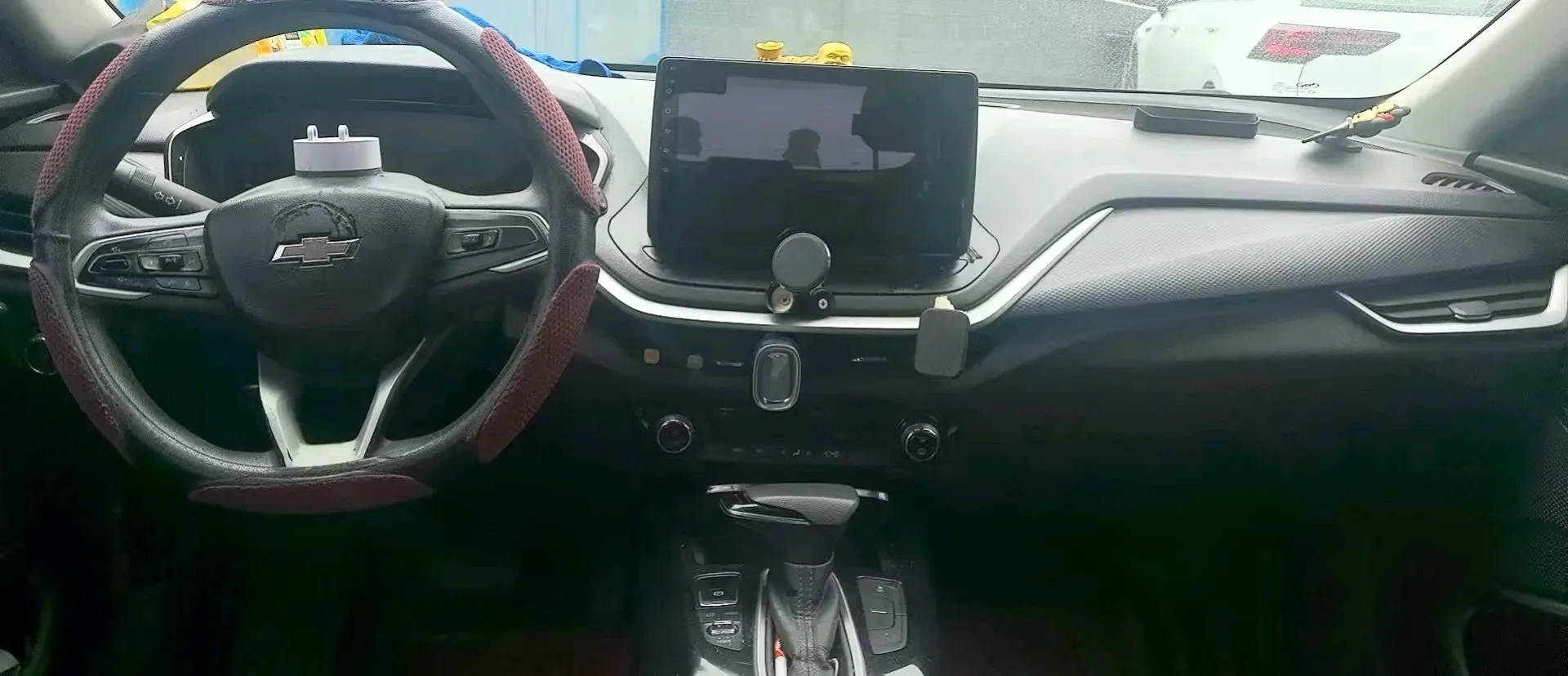 2022 Chevrolet Menlo BEV 61.1KWH,autocango,china used car exporter,china ev exporter,chinese used car exporter,chinese used ev exporter