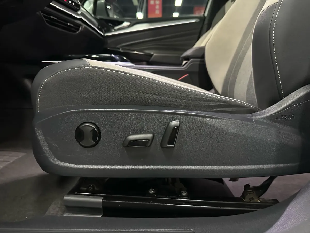 2022 Volkswagen ID.4 Crozz BEV 55.7KWH,autocango,china used car exporter,china ev exporter,chinese used car exporter,chinese used ev exporter