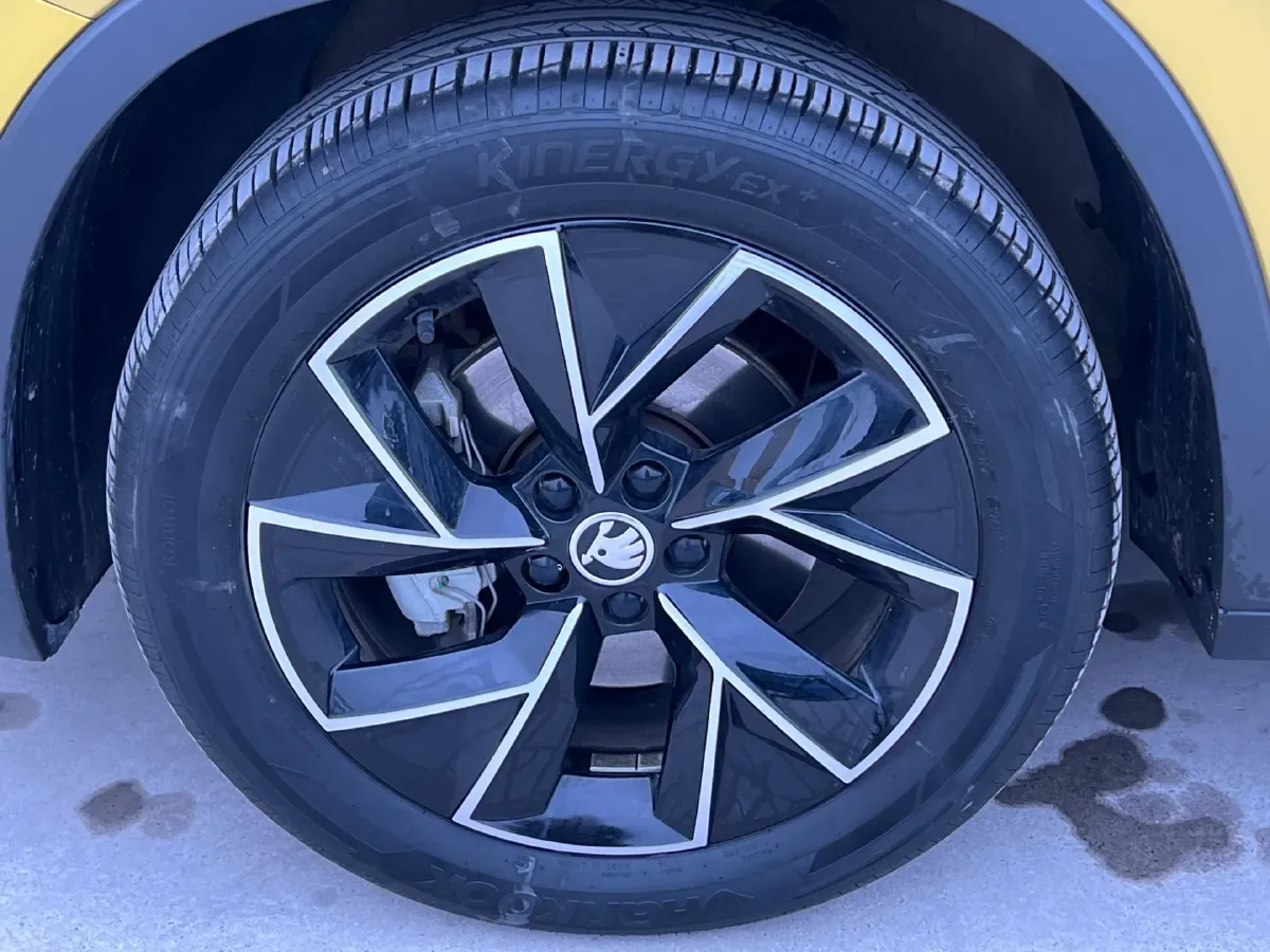 2022 Skoda Kamiq 1.5L 112HP L4 6AT,autocango,china used car exporter,china ev exporter,chinese used car exporter,chinese used ev exporter