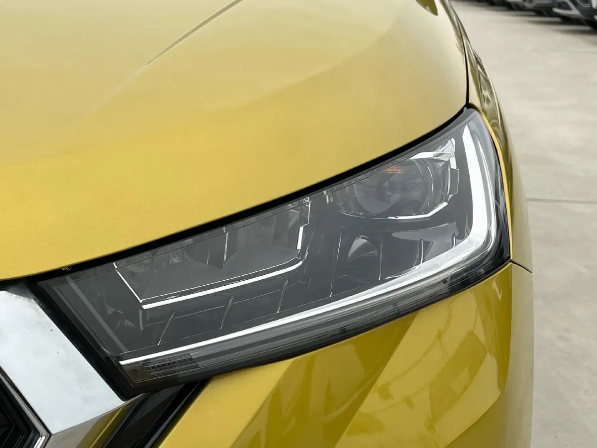 2022 Skoda Kamiq 1.5L 112HP L4 6AT,autocango,china used car exporter,china ev exporter,chinese used car exporter,chinese used ev exporter